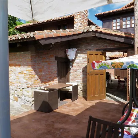 Casa Pumarin 프라비아