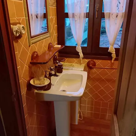 펜션 Casa Pumarin 프라비아
